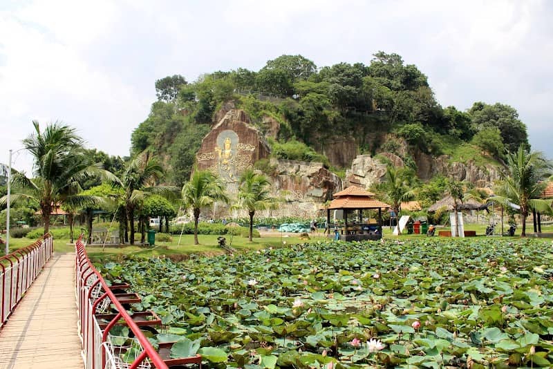 Review Bán đảo Long Sơn – Cẩm Nang Du Lịch Gần Gũi Thiên Nhiên
