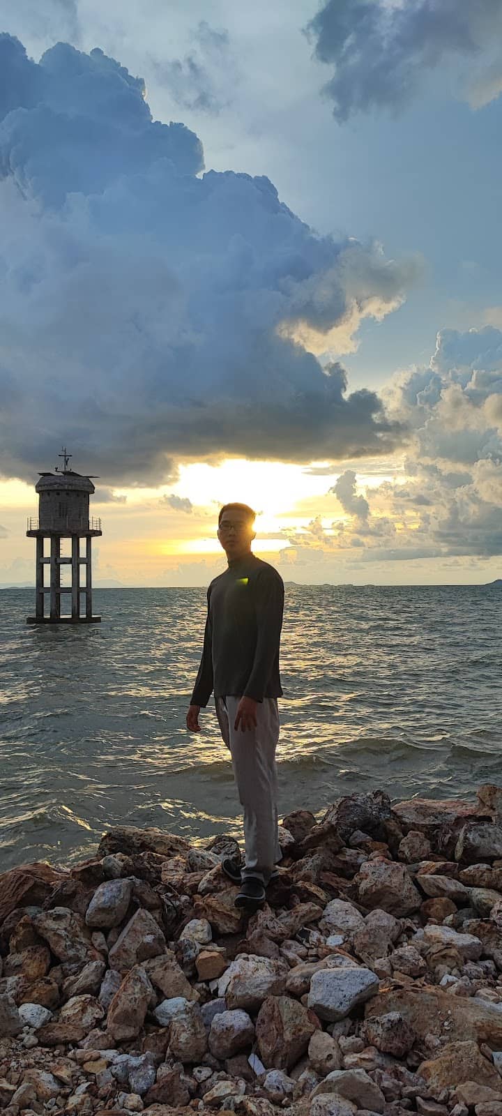 Review Bờ kè núi Đèn – Kinh Nghiệm Du Lịch