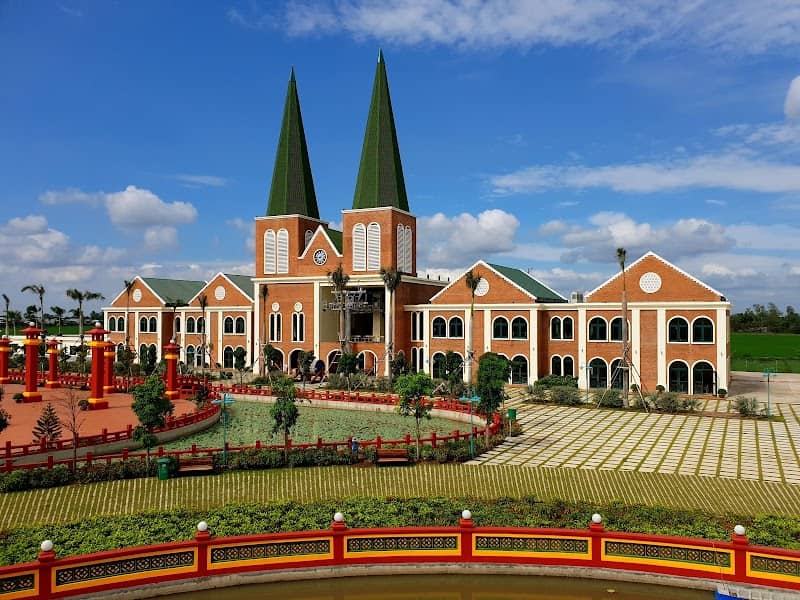 Toàn cảnh Châu Đốc từ cáp treo Núi Sam