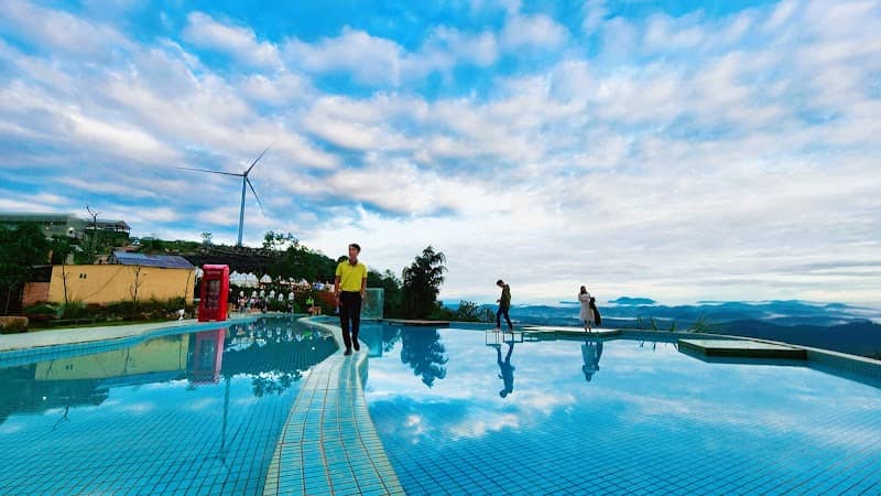 Review Cloud View Glamping – Kinh Nghiệm Du Lịch & Săn Mây Đà Lạt