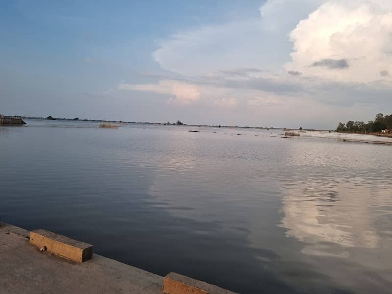 Cống Bùn Rền mùa nước nổi