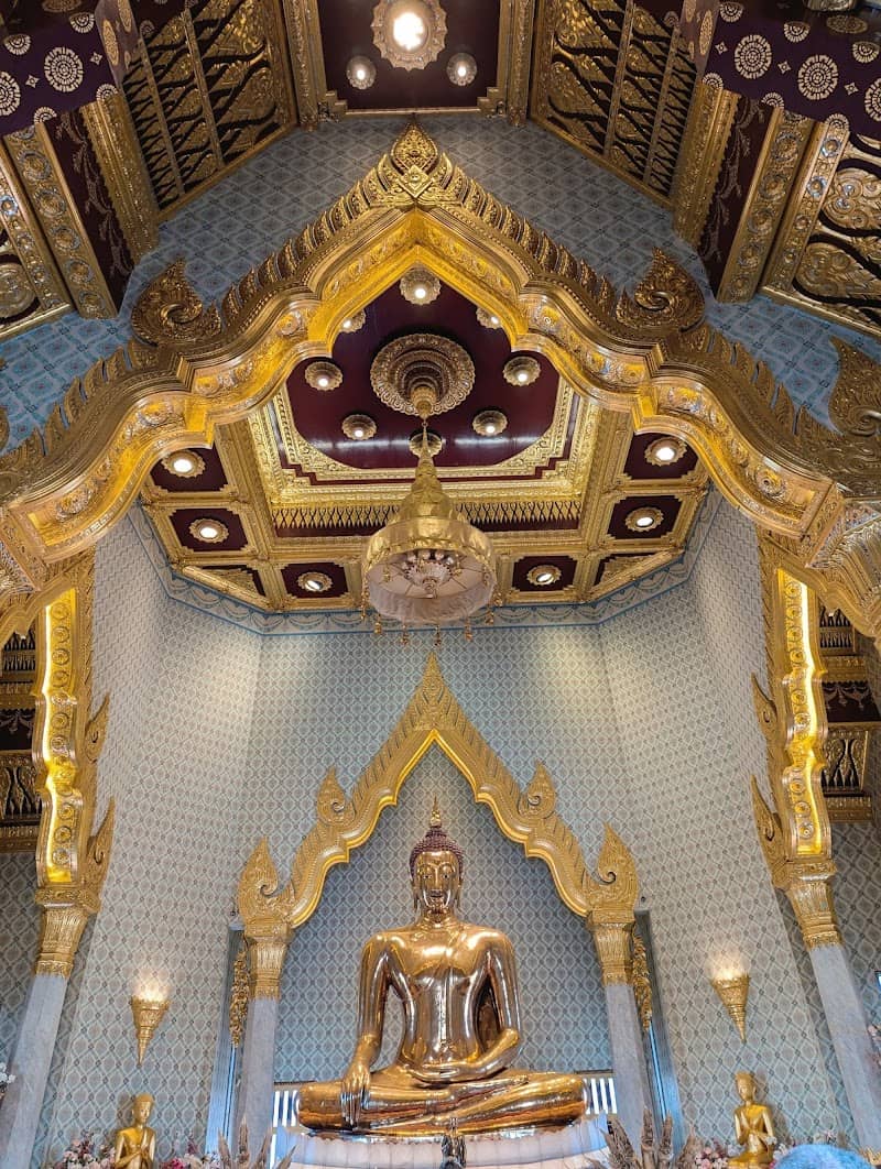 Khách hàng tham gia tour du lịch