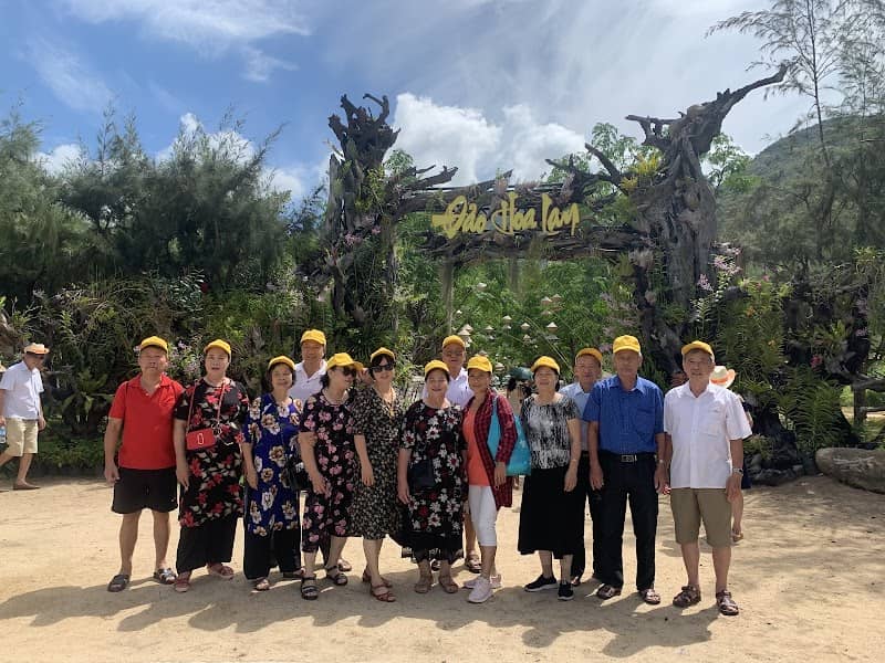 CÔNG TY TNHH DU LỊCH & SỰ KIỆN AZ TOURIST