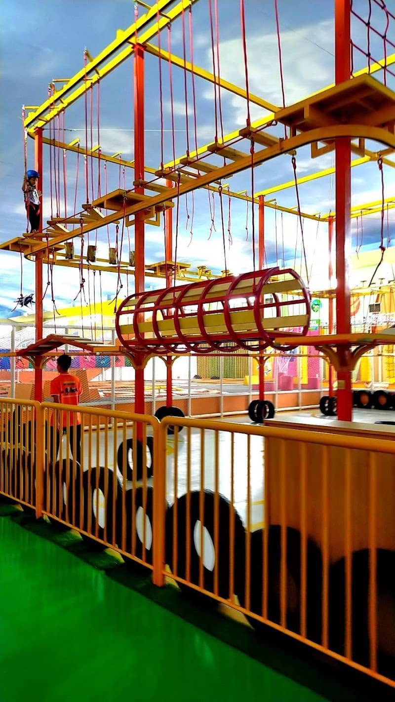 Công viên nước Mỹ Quỳnh Safari