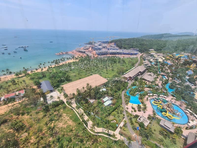 Công viên nước Aquatopia