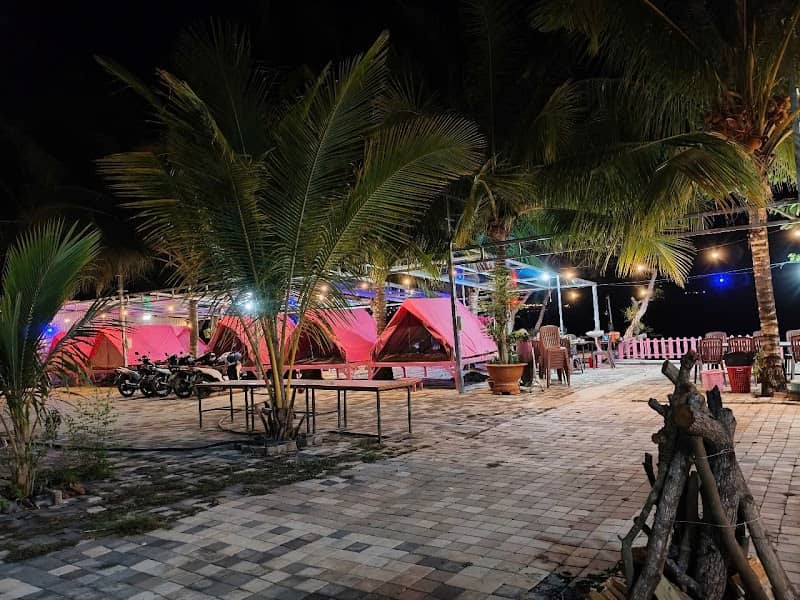 Dâu Tây Camping