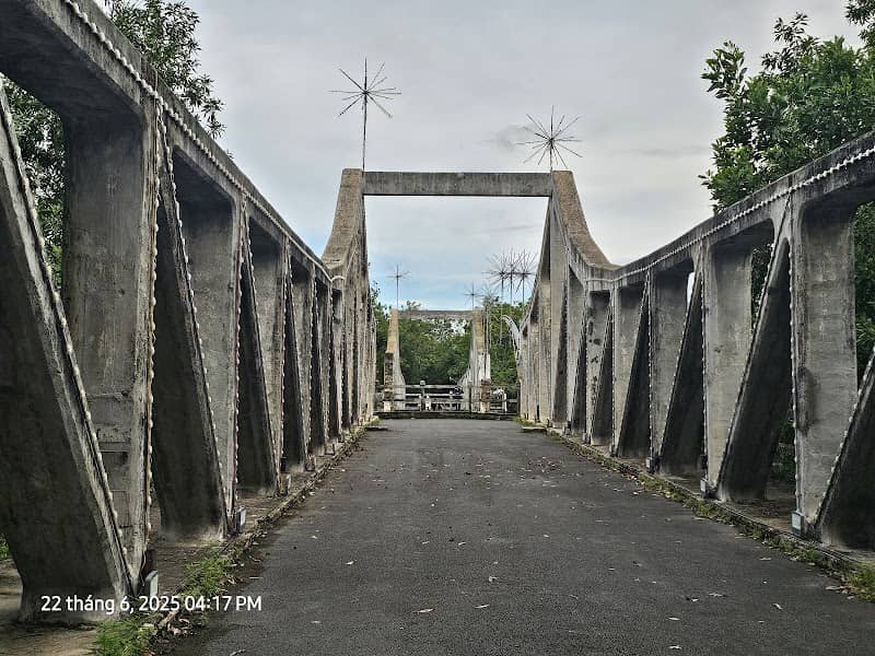 Di tích lịch sử Cầu Sông Bé