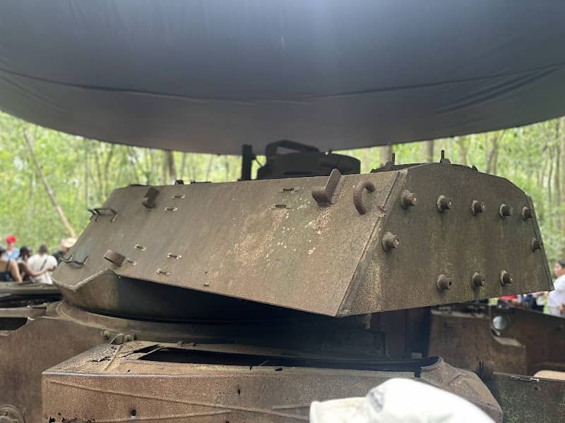 Địa Đạo Củ Chi - Lối vào địa đạo