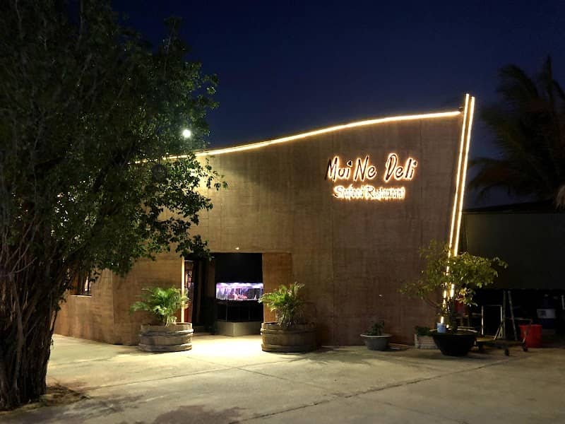 Toàn cảnh sân khấu Huyền Thoại Làng Chài