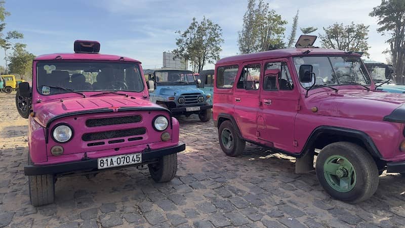 Khám phá Suối Tiên cùng Johnny Tours