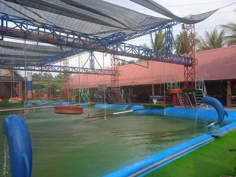 Nhà hàng miệt vườn tại KDL Làng Xanh Bến Tre