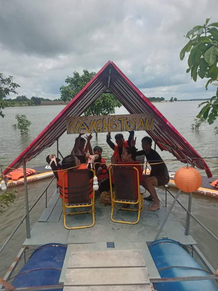 Lều trại tại Nắng Camping