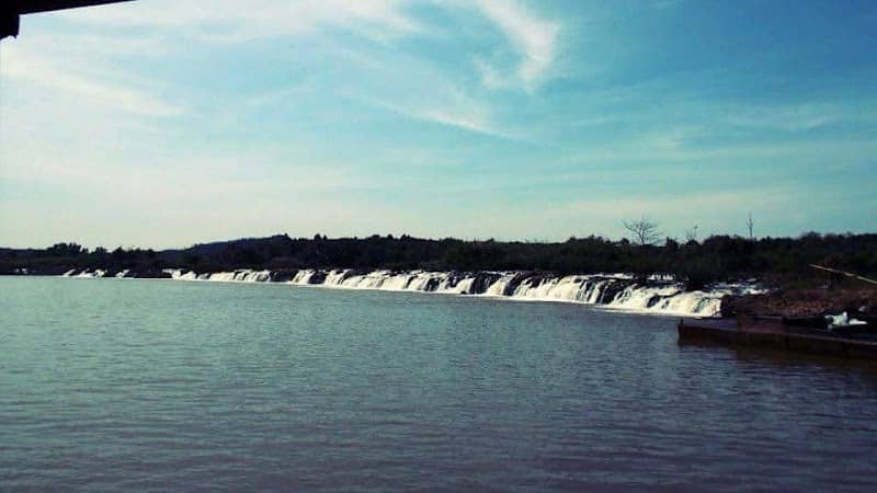 Thác Ba Giọt - Dòng nước trắng xóa