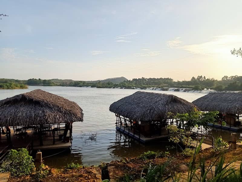 Khu nghỉ dưỡng Thác Ba Giọt - Bình yên giữa rừng