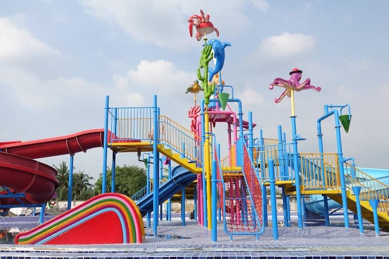 Khu vui chơi dưới nước Vân Lại Viên