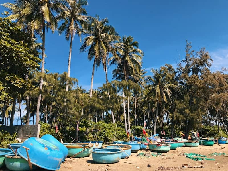 Chợ hải sản Làng Chài Hòn Rơm