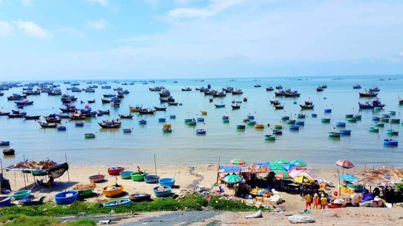 Cảnh quan độc đáo Làng chài Mũi Né