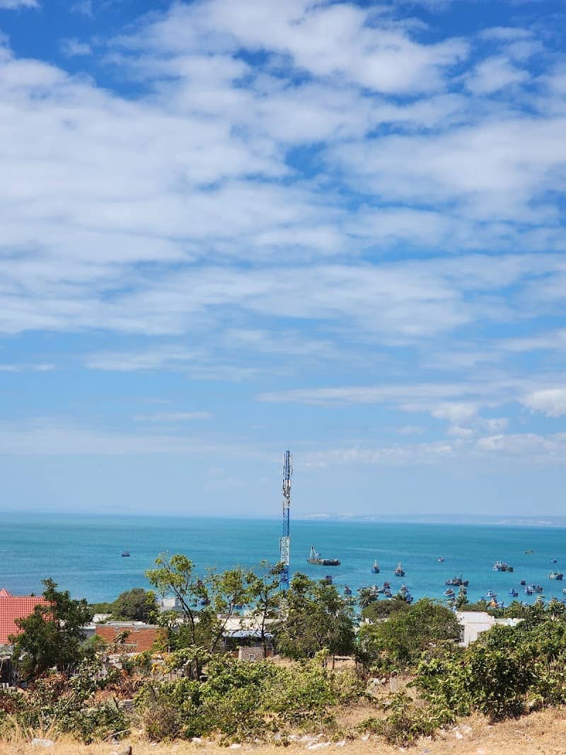 Hoạt động cắm trại Làng chài Tuy Phong