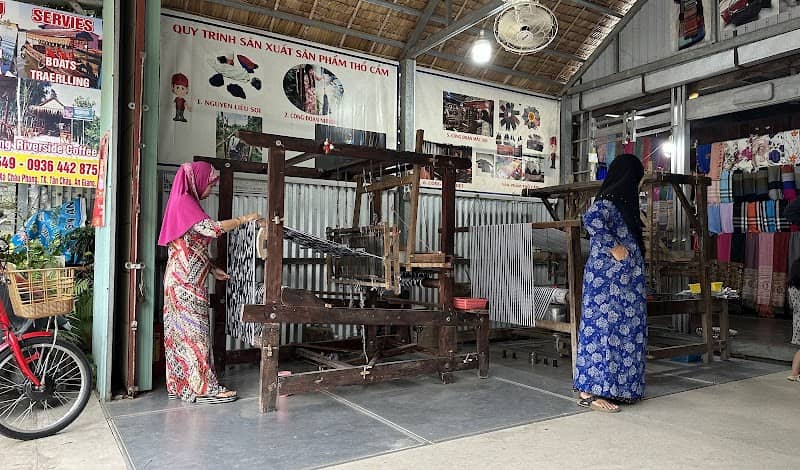 Google Review Làng Chăm Tân Châu Phong