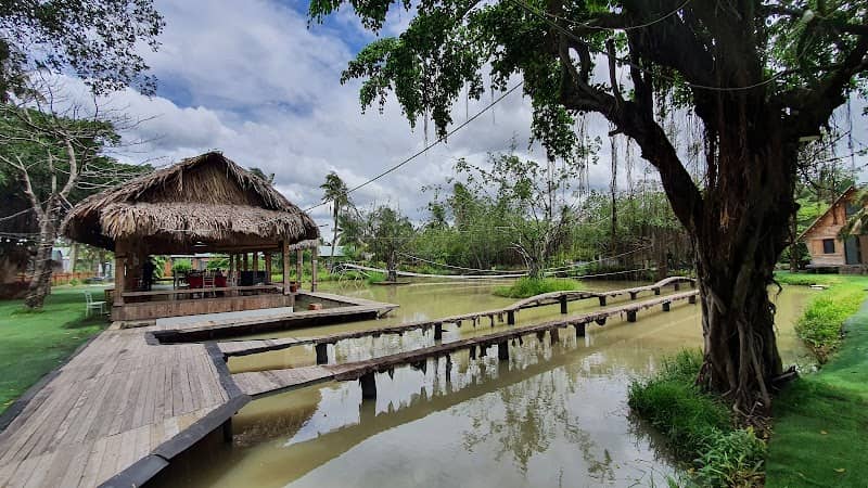 Làng du lịch Cá Gô Đồng - Cầu tre