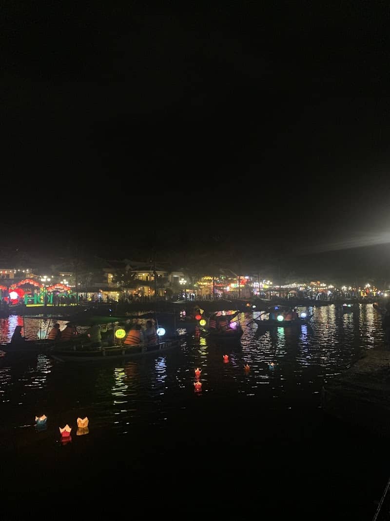 Lữ Hành Việt - Du Lịch Việt Nam Có Gì Hấp Dẫn? Review & Kinh Nghiệm Du Lịch Chi Tiết