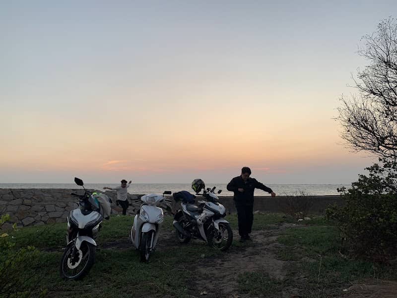 Mũi Đồng Tranh view biển