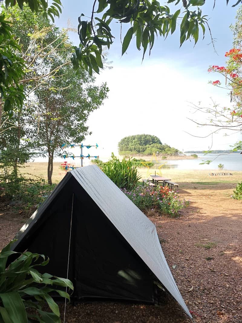Suri Camping Hồ Trị An