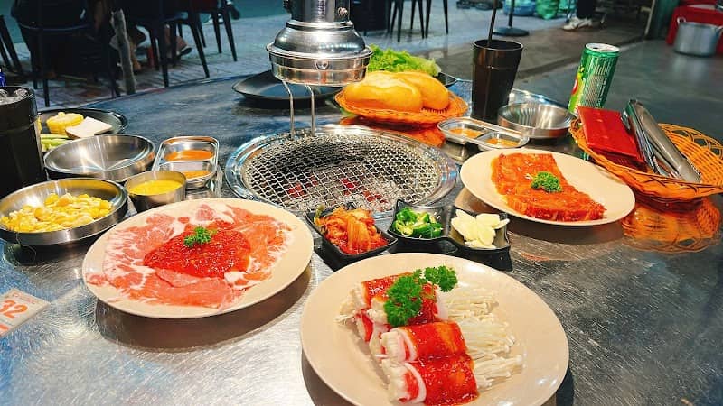 Tân Chicago - Bò nướng: Review "Nóng Bỏng Tay" Quán Bò Nướng Vui Nhộn Ở Mỹ Tho!