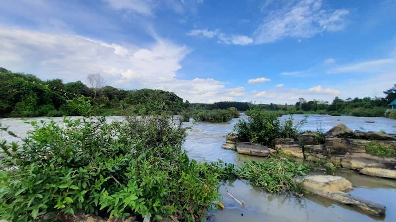 Review Thác Trời Xuân Lộc – Cẩm Nang Du Lịch Trải Nghiệm Thiên Nhiên Hoang Sơ