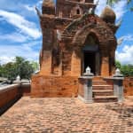 Tháp Po Ro Me Có Gì Hấp Dẫn? Review & Kinh Nghiệm Du Lịch Chi Tiết