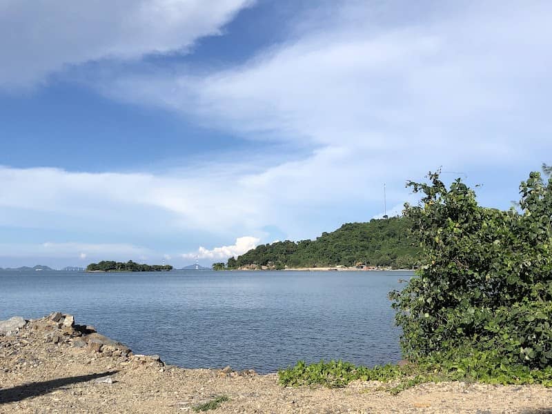 Ghềnh đá Đảo Hải Tặc