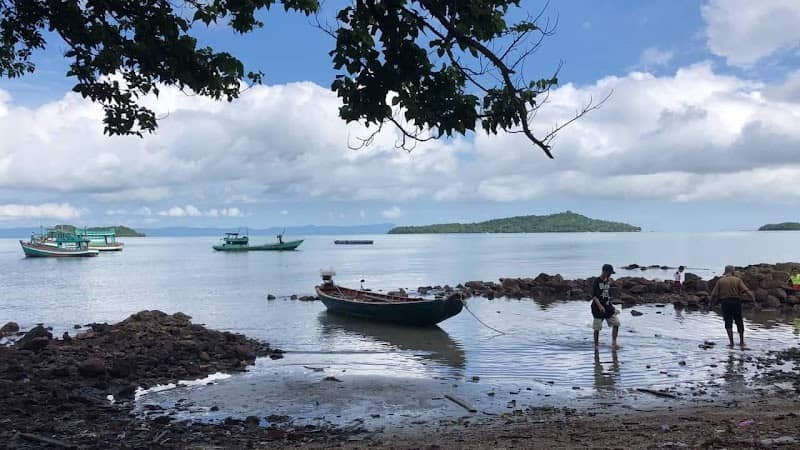 Lặn ngắm san hô Đảo Hải Tặc