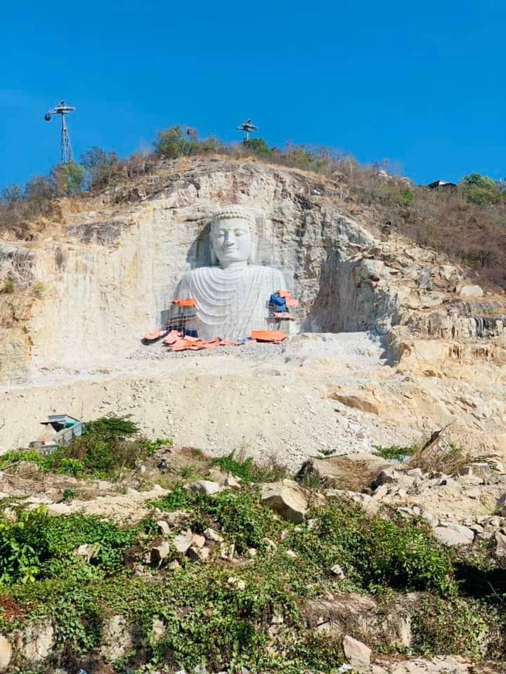 Không khí Tượng Phật Thích Ca