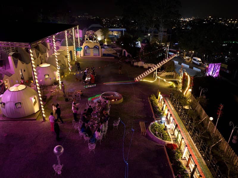 Quán cà phê với view đẹp tại Universe Hill Đà Lạt