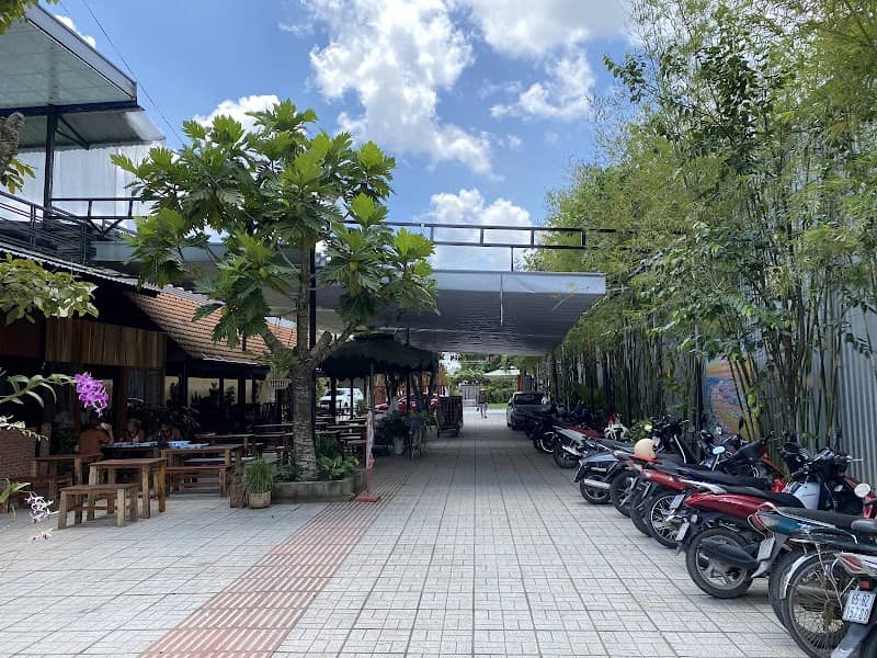 Quang cảnh Vó Sông Farm