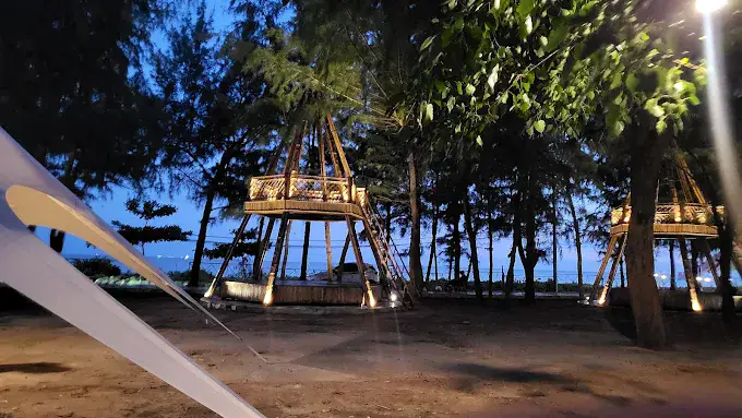 Peace Camping về đêm