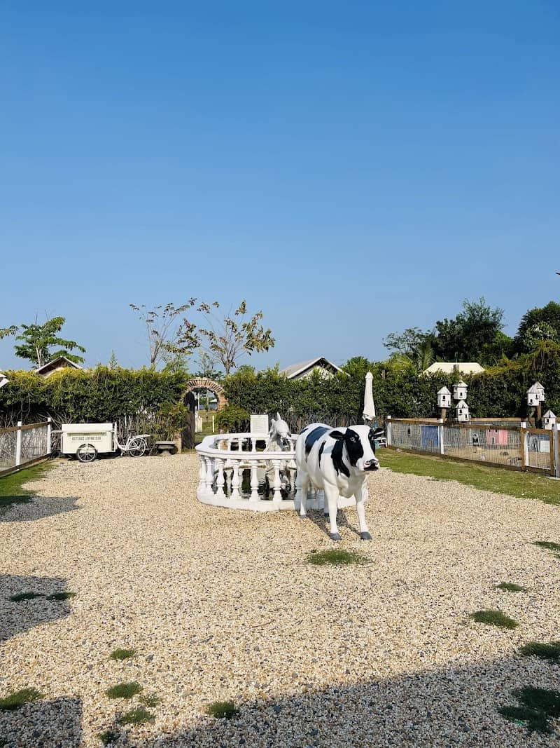 Vietgangz Glamping Club Saigon Có Gì Hấp Dẫn? Review & Kinh Nghiệm Du Lịch Chi Tiết 2025
