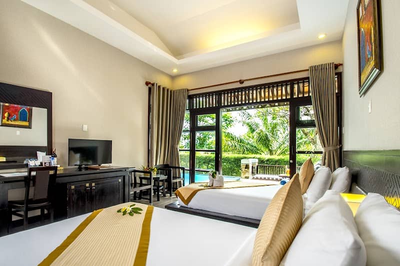 Hồ bơi riêng tại Romana Resort