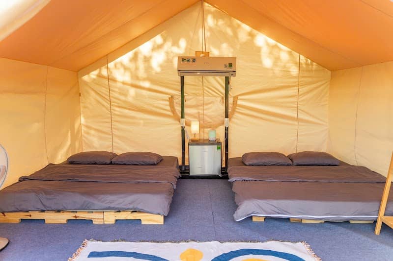 Lều glamping và view tại Nhiên Glamping