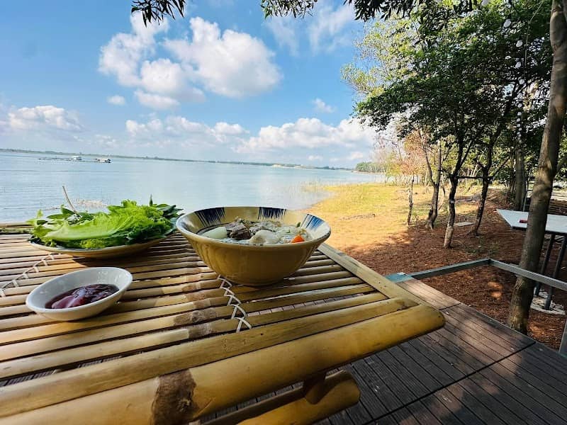 Cảnh đẹp Khói Glamping