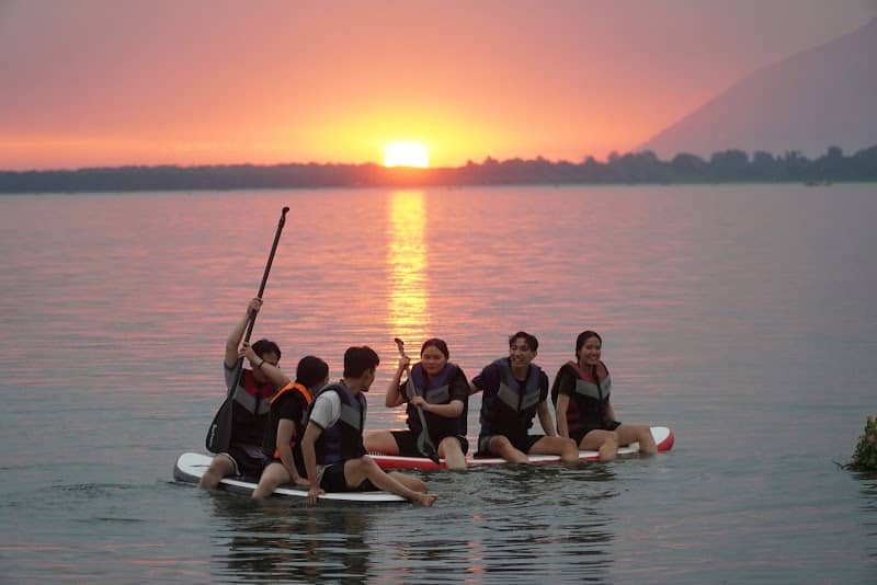 Hoàng hôn Hồ Dầu Tiếng