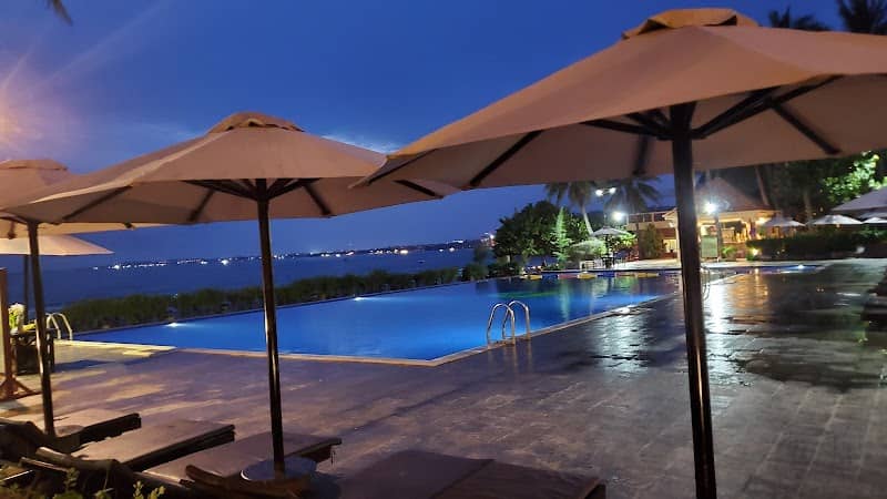 Sóng Biển Xanh Resort - Hồ bơi