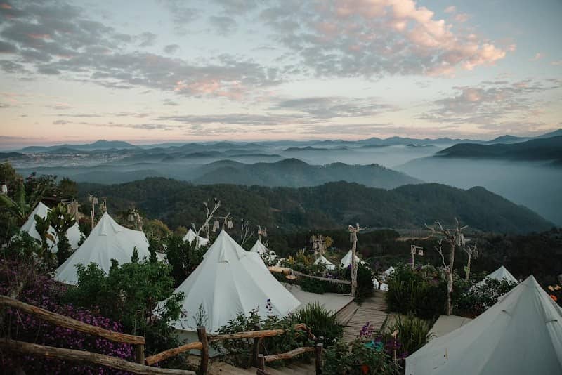 Cảnh đẹp Cloud9 Glamping & Cafe
