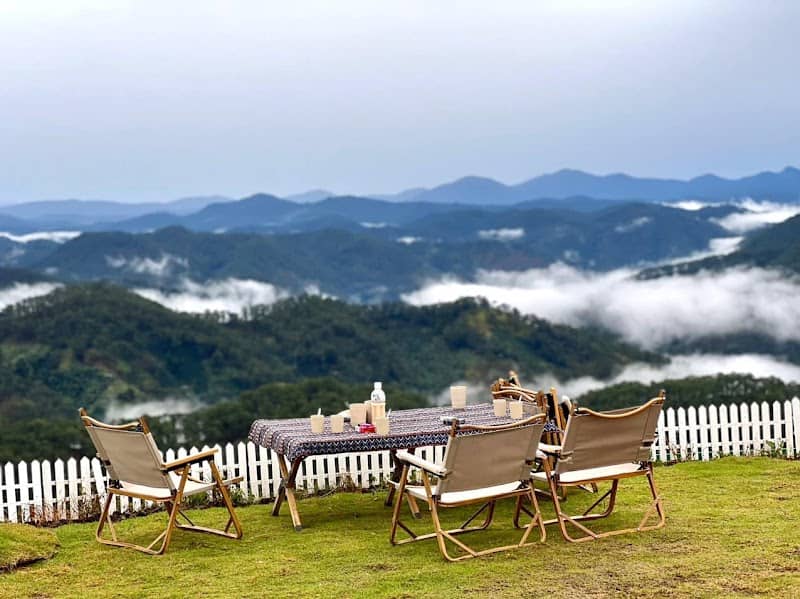 Chi phí Cloud9 Glamping & Cafe