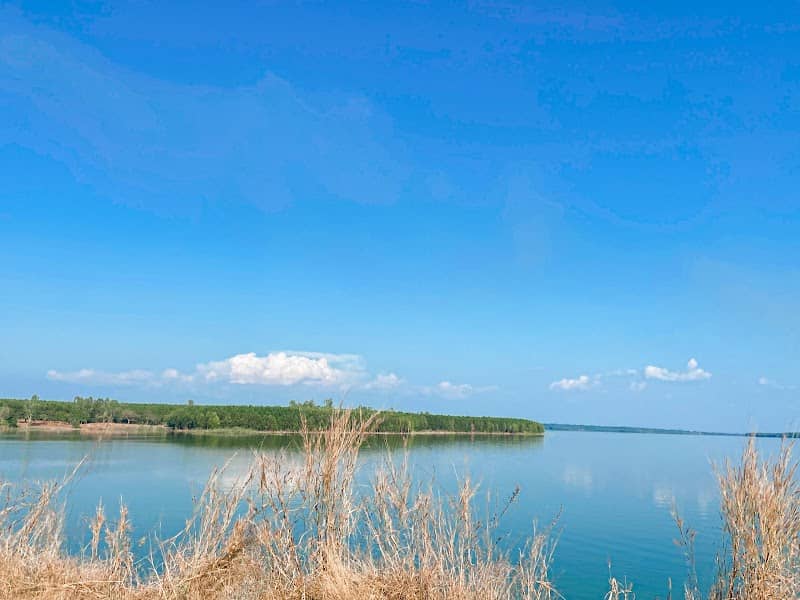 Chèo thuyền kayak Hồ Trị An