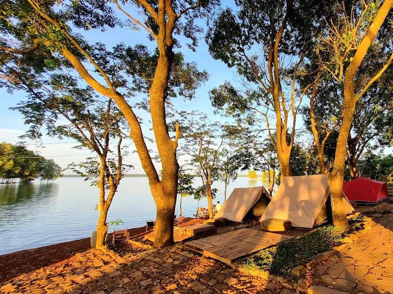 Không gian Mada Lakeview Camping