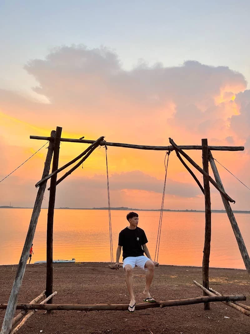 Quà lưu niệm địa phương