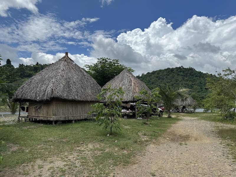 Thư giãn tại Hương Lộc Camping