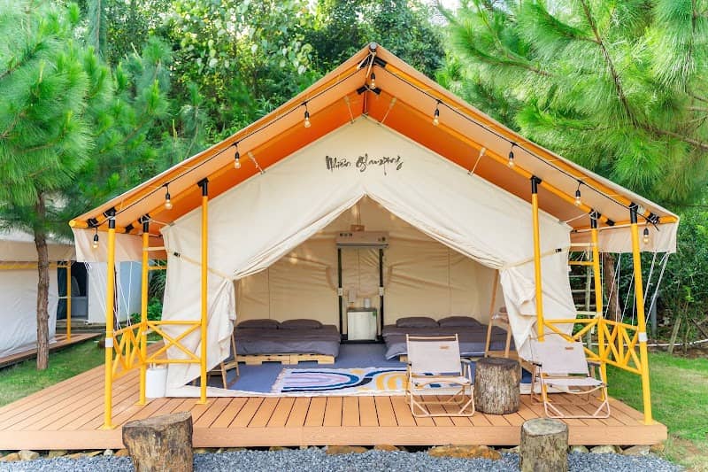 Một góc nghỉ ngơi thư giãn tại Nhiên Glamping
