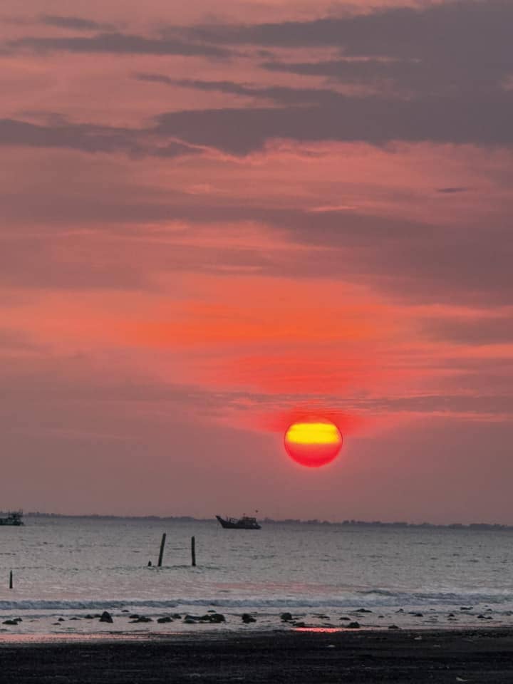 Hoàng hôn biển Cần Giờ
